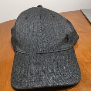 Penguin Brand Grey Hat   🐧